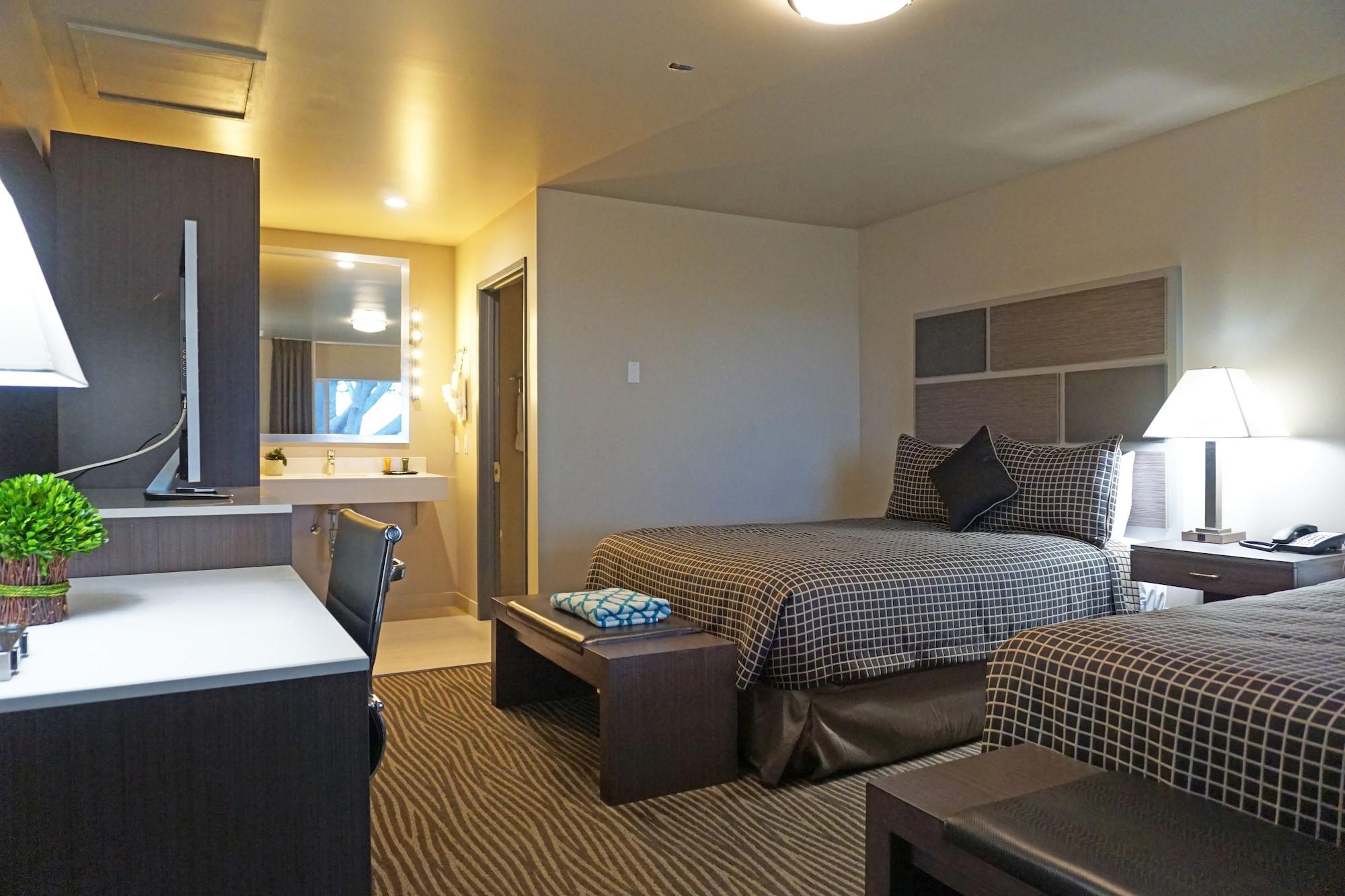 Crescent Bay Inn Лагуна Бийч Екстериор снимка