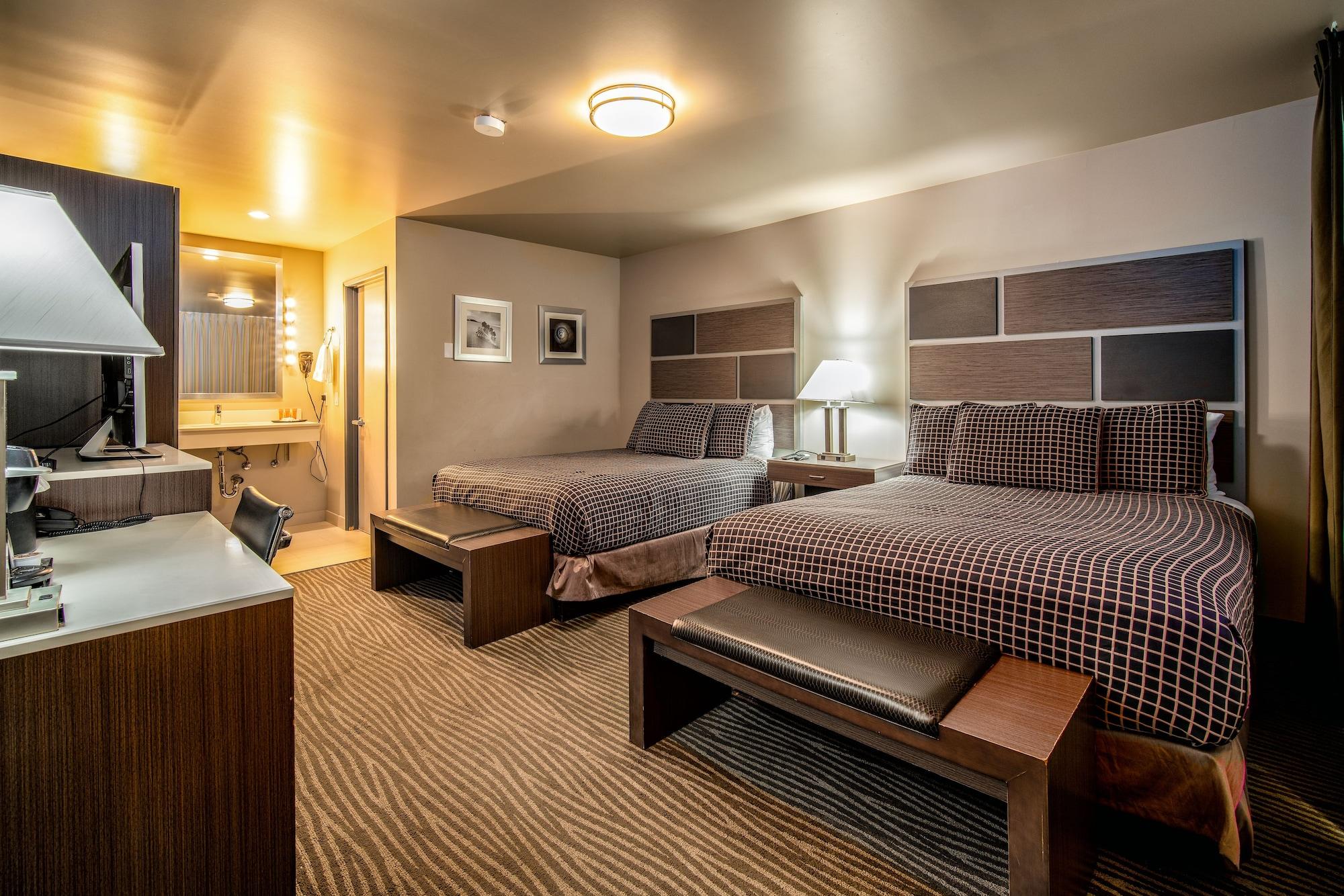 Crescent Bay Inn Лагуна Бийч Екстериор снимка